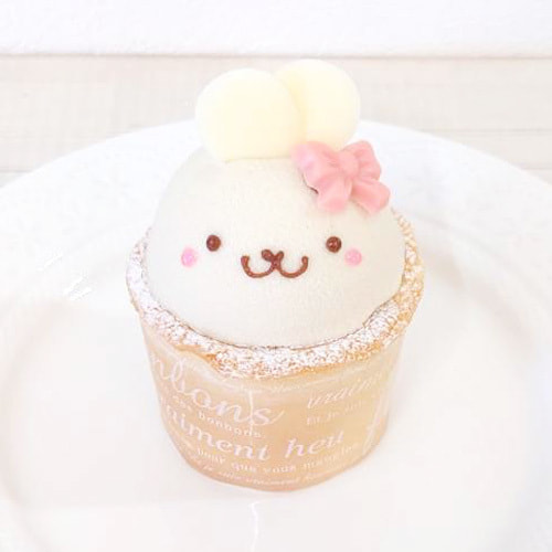 富士市ケーキ屋テテのホワイトチョコうさぎのカップケーキ