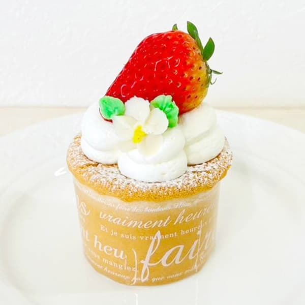 富士市ケーキ屋テテのカップケーキ・いちごショートのカップケーキ