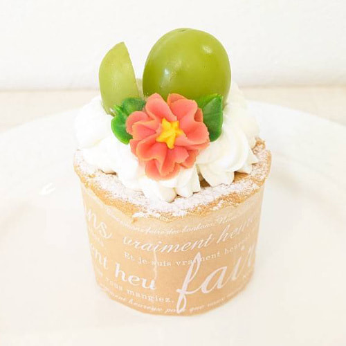 富士市かわいいケーキ屋さんテテのカップケーキ・シャインマスカット